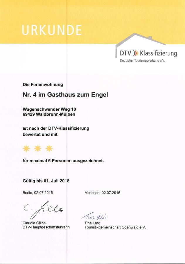 Gasthaus Und Ferienwohnungen Zum Engel Waldbrunn  Pokoj fotografie